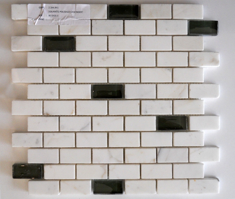 Mosaico in marmo bianco e nero