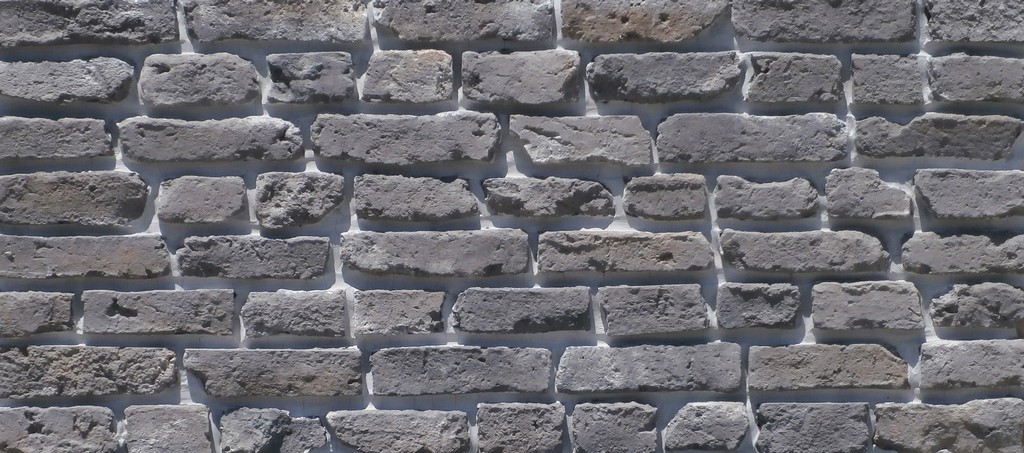 Broken Brick Light Gray