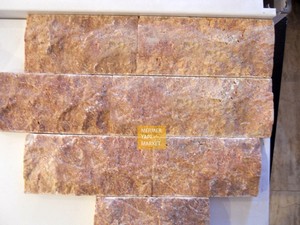 Beureum Travertine Split raray Mosaic