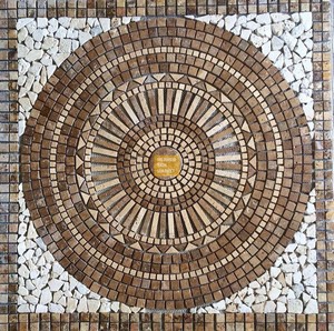 Noce Travertine Mix - Medalion