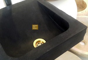 Umywalka mini kwadratowa bazaltowa