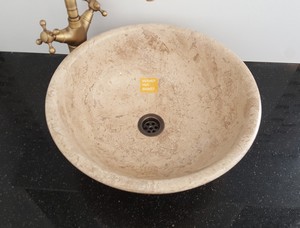 Lavabo clásico de travertino