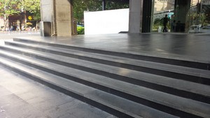 Basalt Stone Stair - Riser inkluderet - Patineret