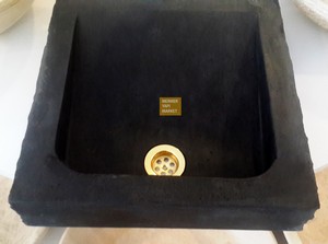 Umywalka mini kwadratowa bazaltowa