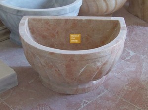 Pia de Banho Turco em Mármore Rosalia Beige