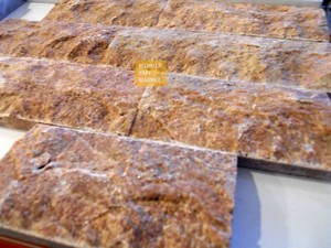 Beureum Travertine Split raray Mosaic