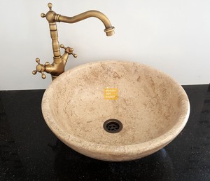 Lavabo clásico de travertino
