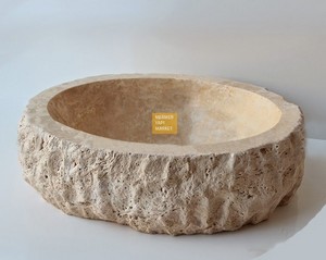Раковина из травертина