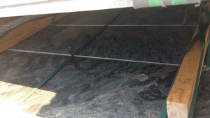 Kütahya Black Marble Stair - Riser inkluderet